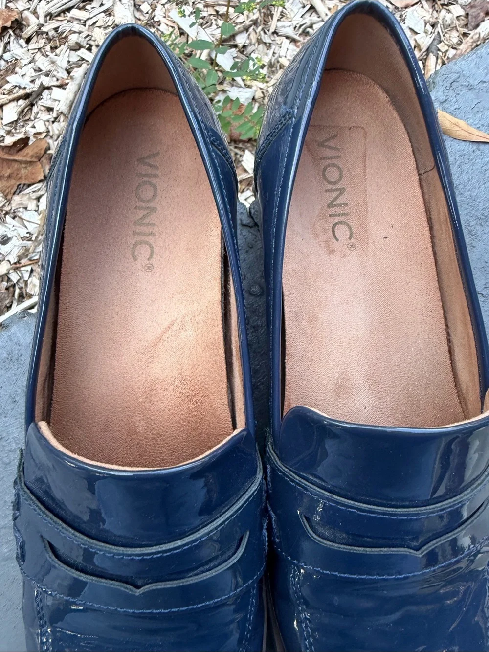 Vionic Cheryl Patent Leather Penny Loafers Blue Shoes Women’s - Size 9.5